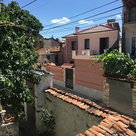 A Nice House In A Welcome Town!! Apartment