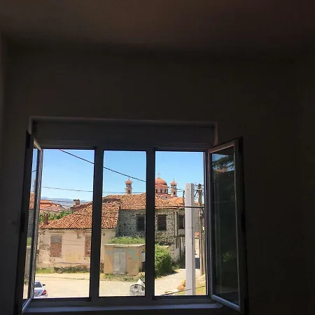 A Nice House In A Welcome Town!! Korce