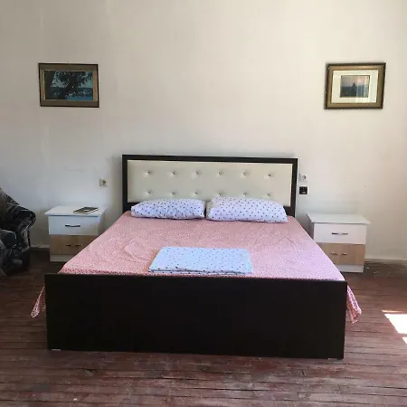 A Nice House In A Welcome Town!! * كورتشي
